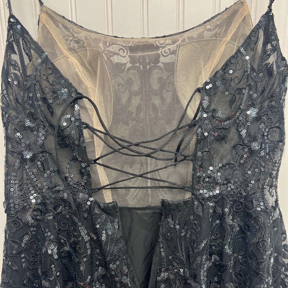 JJ’s House Black Chiffon Sequin Sweatheart Neckline Sheer Gown Sz 12‎ - Picture 7 of 13